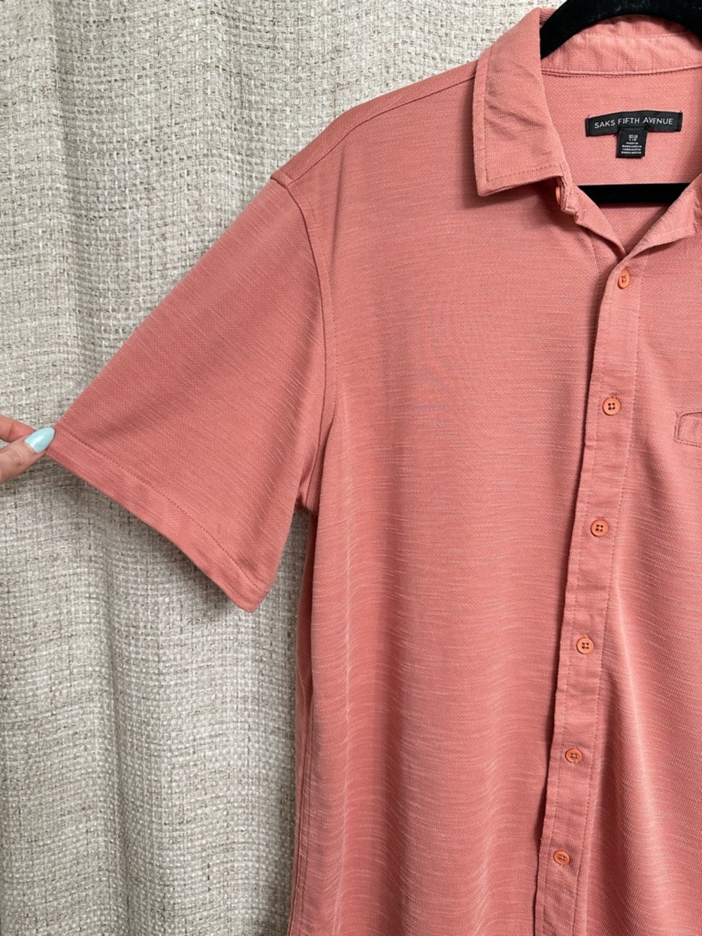 Saks Fifth Avenue Men's Knit Short Sleeve Button Up Shirt Salmon Coral Large - Picture 3 of 5